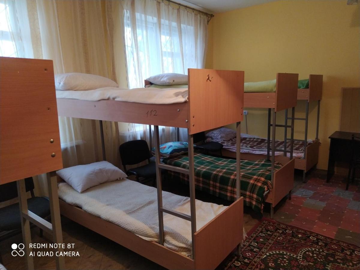폴타바 От Заката До Рассвета 호스텔 외부 사진
